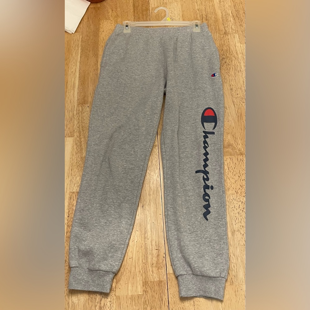 Champion Pants🥇